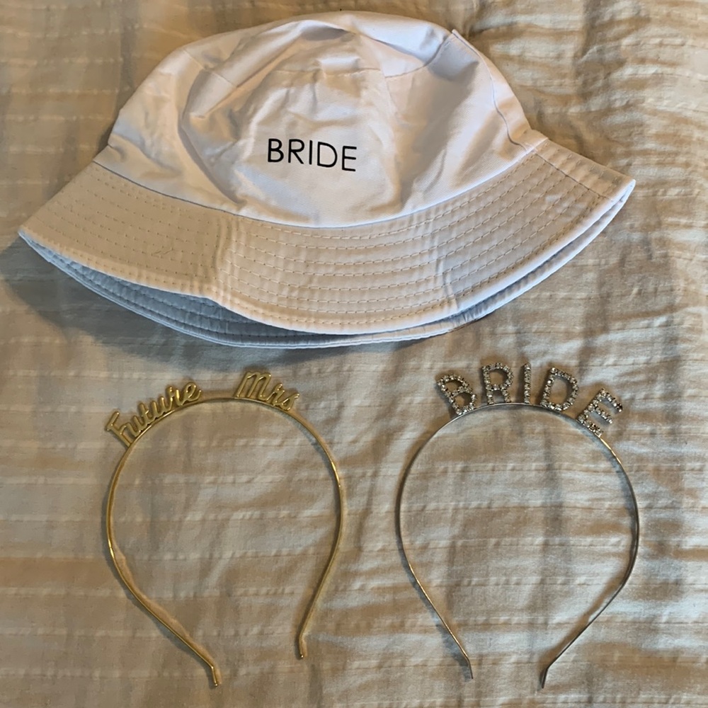 Bride accessories
